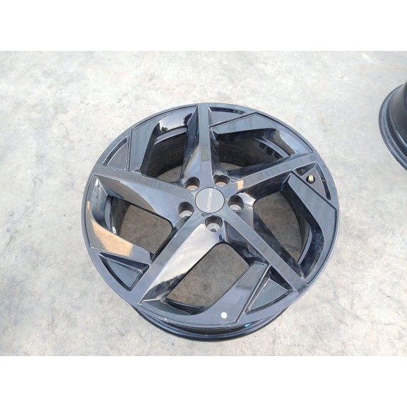 Recambio de llanta para omoda 5 referencia OEM IAM 7JX18 ET33 203000879AA 0112092022.