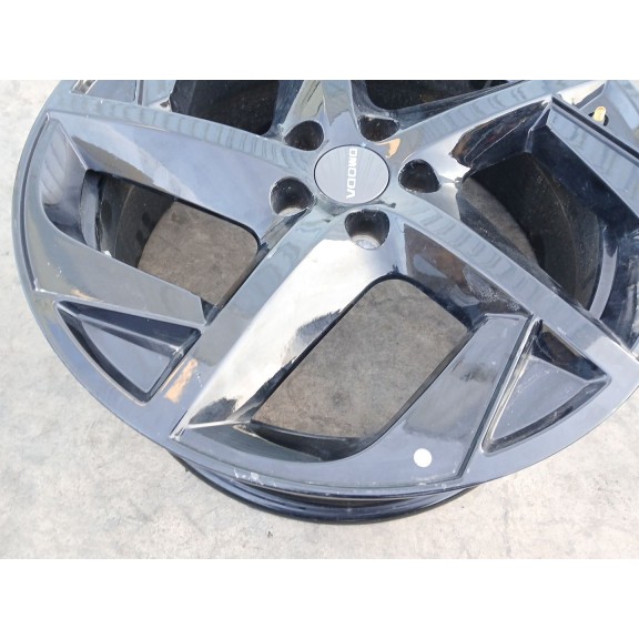 Recambio de llanta para omoda 5 referencia OEM IAM 7JX18 ET33 203000879AA 0112092022.