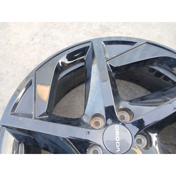 Recambio de llanta para omoda 5 referencia OEM IAM 7JX18 ET33 203000879AA 0112092022.