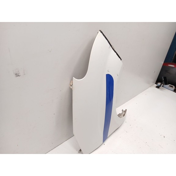 Recambio de aleta delantera derecha para opel combo furgoneta/monovolumen (x12) 1.3 cdti (b05) referencia OEM IAM   