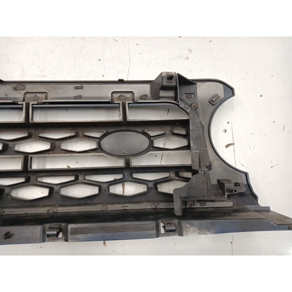 Recambio de rejilla delantera para land rover discovery iv (l319) 3.0 td 4x4 referencia OEM IAM AH228138BW  