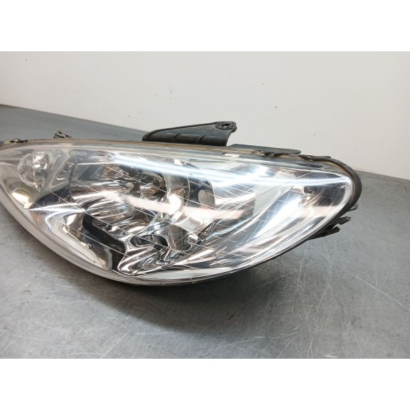 Recambio de faro izquierdo para peugeot 206 hatchback (2a/c) 1.4 i referencia OEM IAM 9628666880  