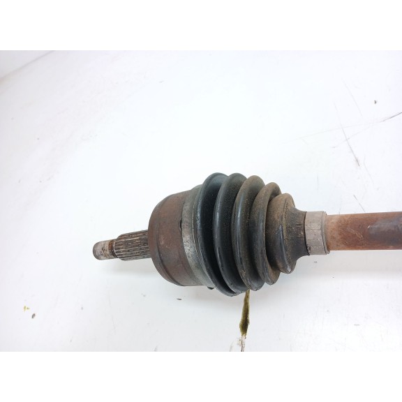 Recambio de transmision delantera derecha para renault megane iii sport tourer expression referencia OEM IAM 391003112r  