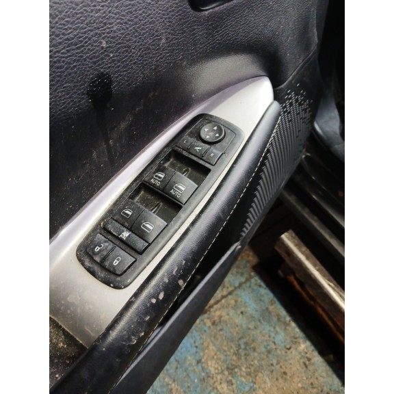 Recambio de mando elevalunas delantero izquierdo para fiat freemont (345_) 2.0 jtd referencia OEM IAM   