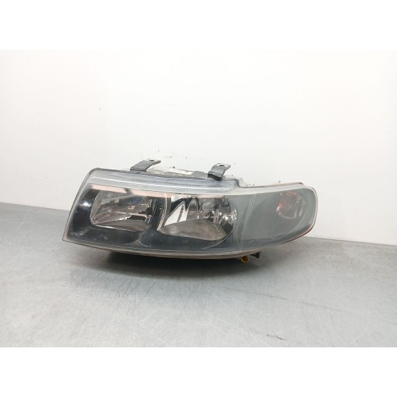 Recambio de faro izquierdo para seat leon (1m1) 1.6 16 v referencia OEM IAM 1M1941001D  
