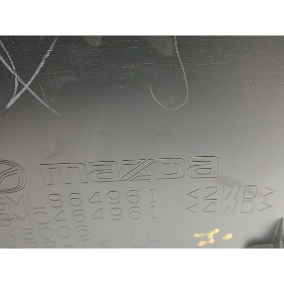 Recambio de apoyabrazos central para mazda 6 station wagon (gj, gl) 2.2 d referencia OEM IAM gml864961  