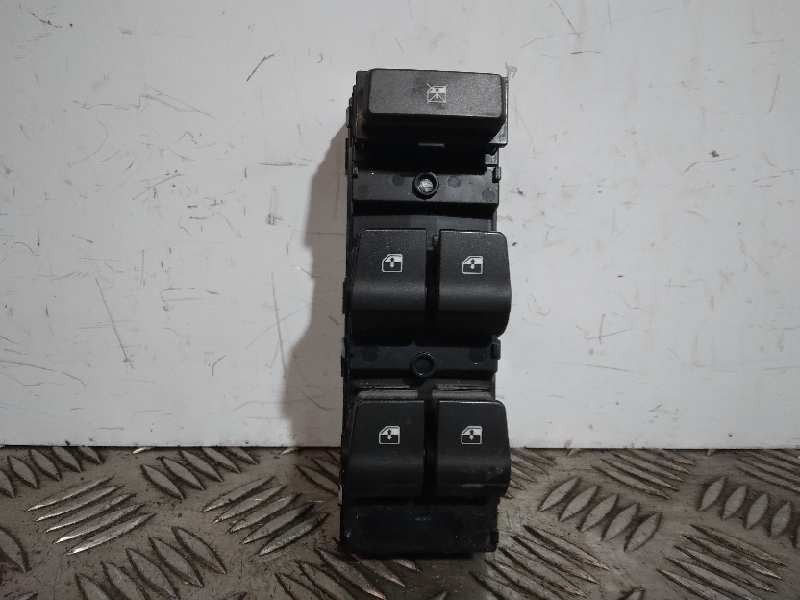 Recambio de mando elevalunas delantero izquierdo para hyundai i30 (pd) essence referencia OEM IAM 93571G3030  4 TECLAS