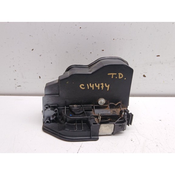 Recambio de cerradura puerta trasera derecha para bmw serie 1 berlina (e81/e87) 118d referencia OEM IAM   