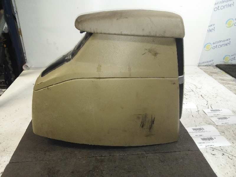 Recambio de apoyabrazos central para ssangyong rodius xdi premium referencia OEM IAM   