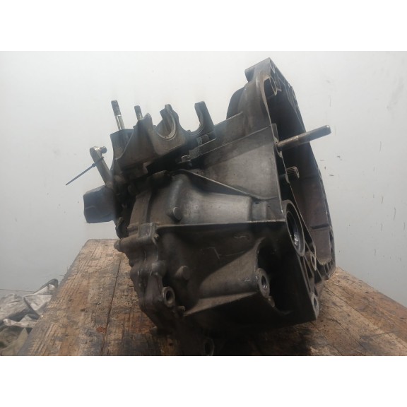 Recambio de caja cambios para opel combo furgoneta/monovolumen (x12) 1.3 cdti (b05) referencia OEM IAM 51869691  