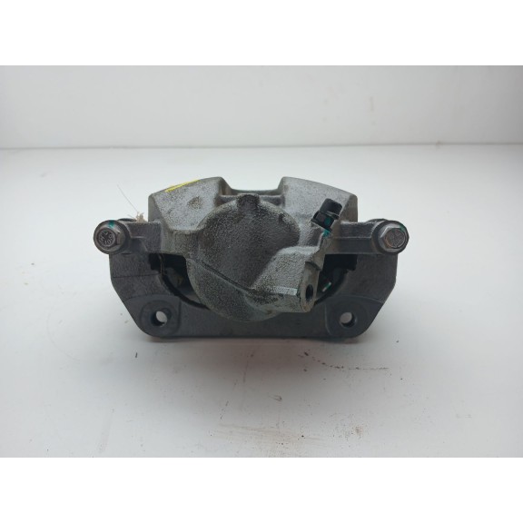 Recambio de pinza freno delantera derecha para omoda 5 referencia OEM IAM 204003231aa  