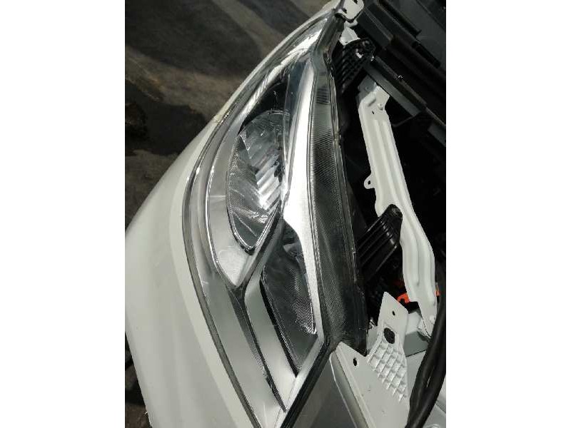 Recambio de faro derecho para maxus edeliver 3 (modelo) referencia OEM IAM   