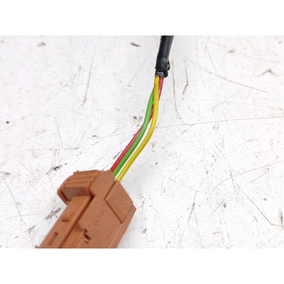 Recambio de retrovisor izquierdo para citroën c4 cactus 1.2 thp 110 referencia OEM IAM   