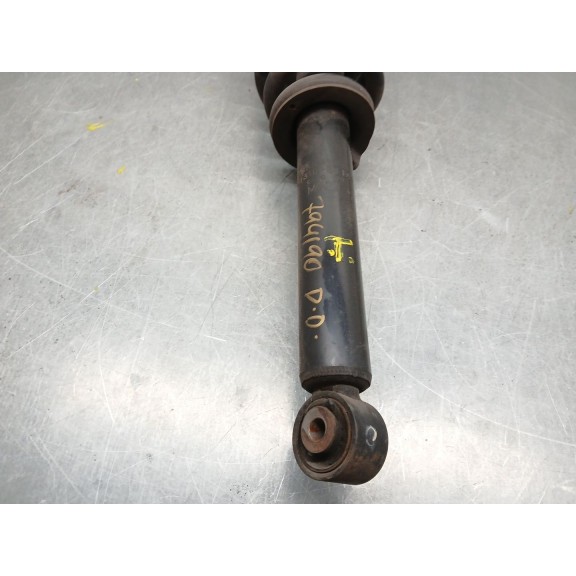 Recambio de amortiguador delantero derecho para ssangyong rodius i 2.7 xdi referencia OEM IAM 4431021101  