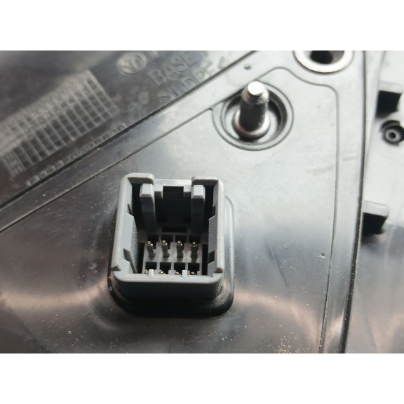 Recambio de retrovisor derecho para hyundai i30 (fd) 1.4 referencia OEM IAM fdh589146  