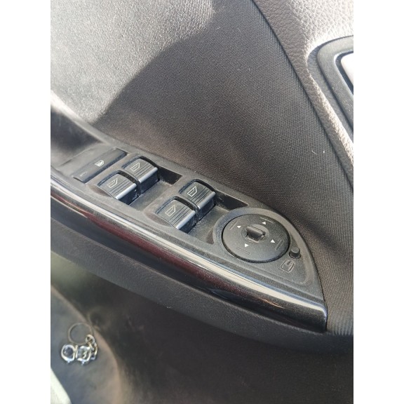 Recambio de mando elevalunas delantero izquierdo para ford focus iii 2.0 tdci referencia OEM IAM 2033142  