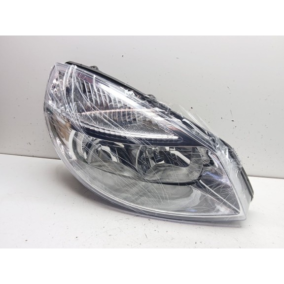 Recambio de faro derecho para renault grand scenic 1.9 dci (130cv) referencia OEM IAM 5570062 200227452471 