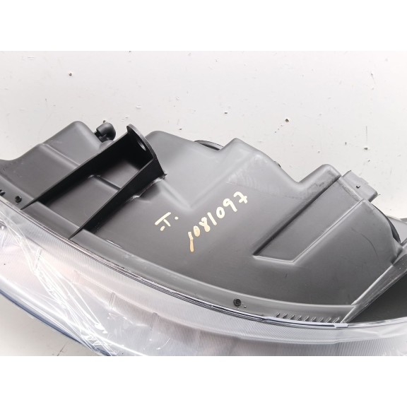 Recambio de faro derecho para renault grand scenic 1.9 dci (130cv) referencia OEM IAM 5570062 200227452471 
