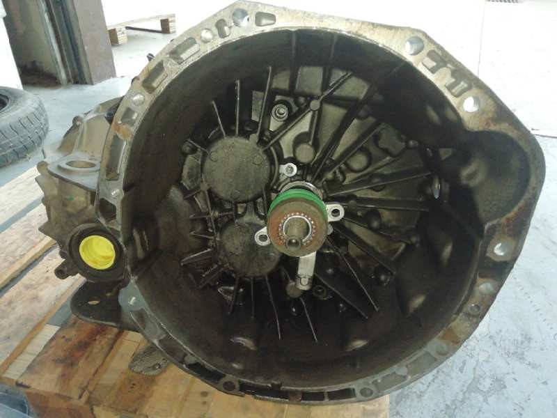 Recambio de caja casco para nissan nv 400 2.3 dci diesel cat referencia OEM IAM PF6042  