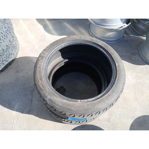 Recambio de neumatico para peugeot 3008 i monospace (0u_) 1.6 hdi referencia OEM IAM 235-45-18 98W X2 KORMORAN 2023