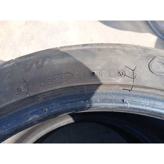 Recambio de neumatico para peugeot 3008 i monospace (0u_) 1.6 hdi referencia OEM IAM 235-45-18 98W X2 KORMORAN 2023