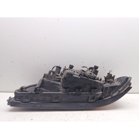 Recambio de faro derecho para bmw 5 (e39) 525 tds referencia OEM IAM   
