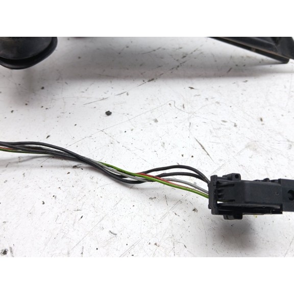 Recambio de retrovisor izquierdo para bmw 5 (e39) 525 tds referencia OEM IAM 32289l  