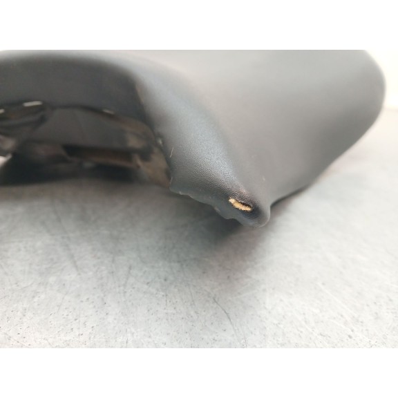 Recambio de asiento delantero izquierdo para yamaha r7 referencia OEM IAM BEB247100000  BEB247100000