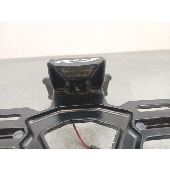 Recambio de piloto matricula para yamaha r7 referencia OEM IAM   