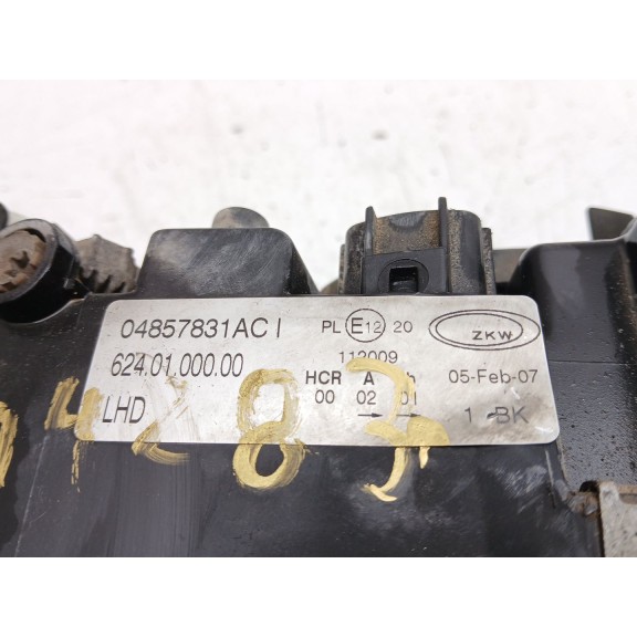 Recambio de faro izquierdo para chrysler voyager iv (rg, rs) 2.5 crd referencia OEM IAM 6240100000 04857831ac 