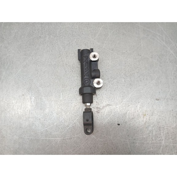 Recambio de bomba freno para yamaha r7 referencia OEM IAM 56P2583V00  