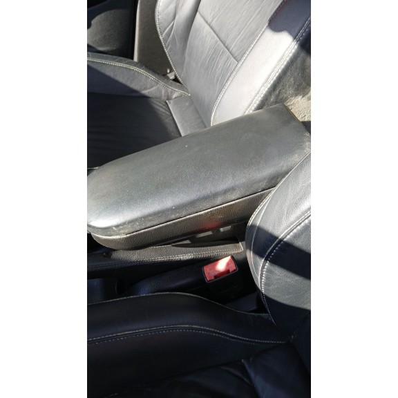 Recambio de apoyabrazos central para volkswagen golf iv (1j1) 1.9 tdi referencia OEM IAM   