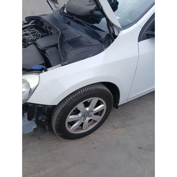 Recambio de aleta delantera izquierda para volvo v60 i (155) d3 / d4 referencia OEM IAM   