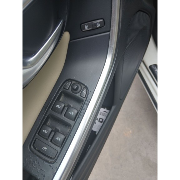 Recambio de retrovisor derecho para volvo v60 i (155) d3 / d4 referencia OEM IAM   