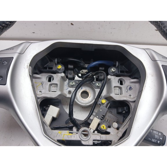 Recambio de volante para lexus ct 200h referencia OEM IAM   