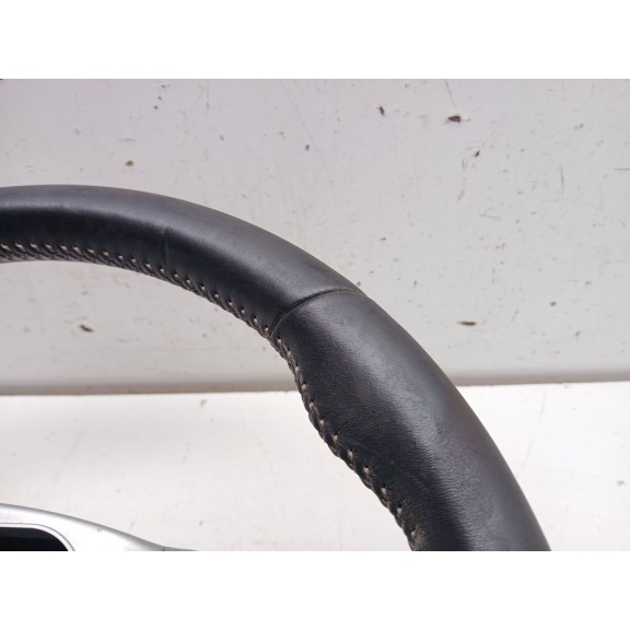 Recambio de volante para lexus ct 200h referencia OEM IAM   