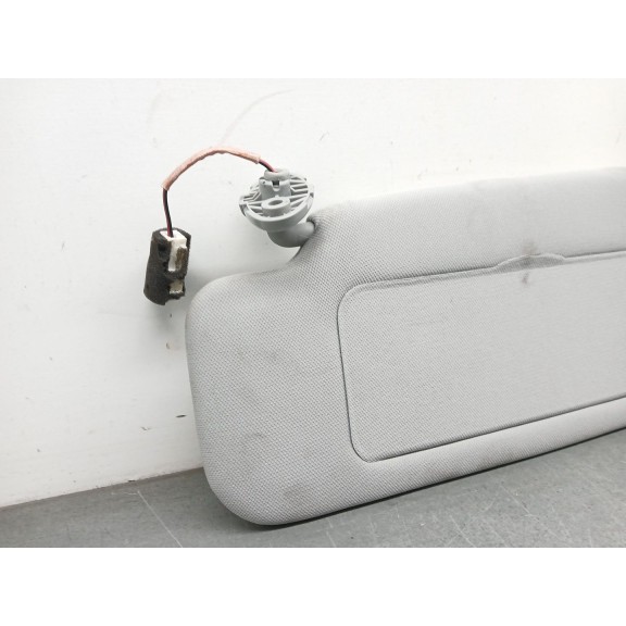 Recambio de parasol izquierdo para omoda 5 referencia OEM IAM   