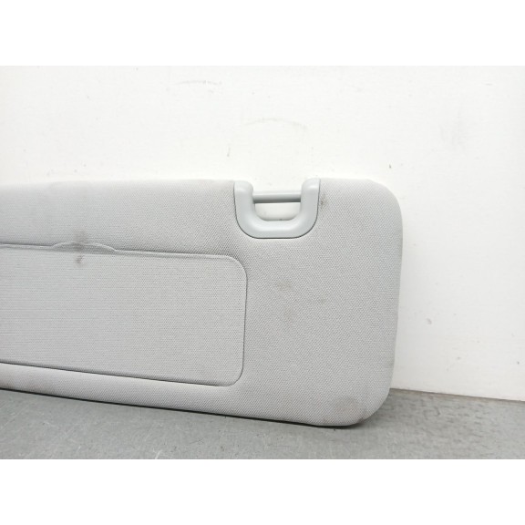 Recambio de parasol izquierdo para omoda 5 referencia OEM IAM   