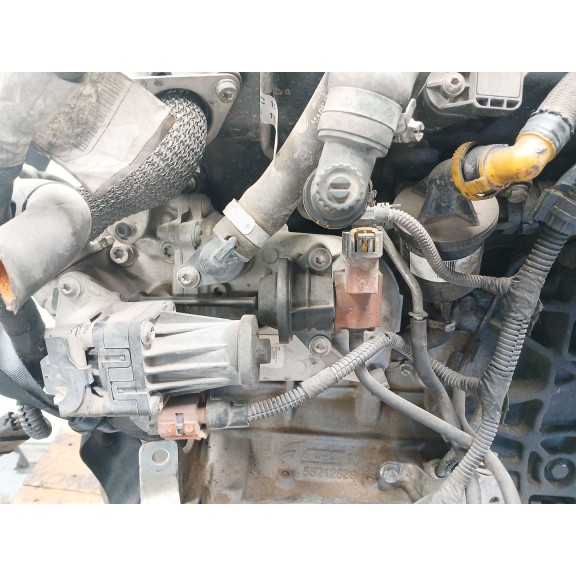 Recambio de despiece motor para fiat doblo autobús (263_) 1.3 d multijet (263axc1a) referencia OEM IAM 263A2000  
