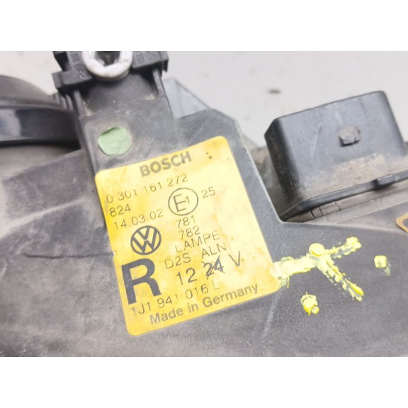 Recambio de faro derecho para volkswagen golf iv (1j1) 1.9 tdi referencia OEM IAM 1j1941016l 0301161272 