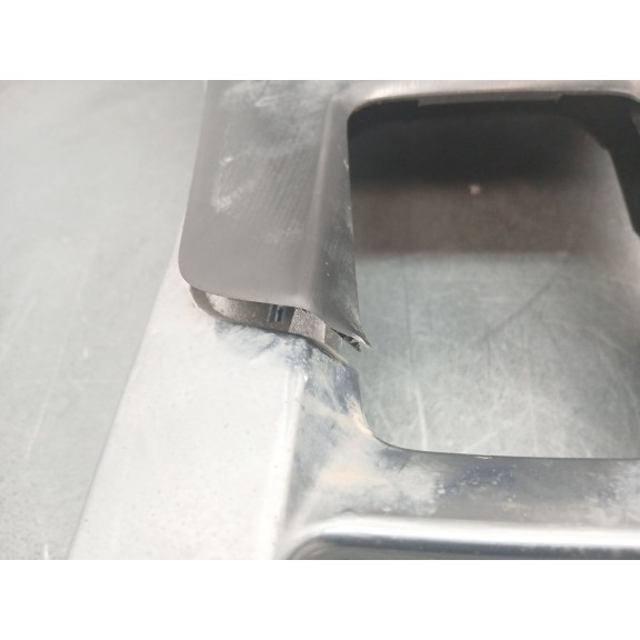 Recambio de sistema audio / radio cd para volvo s60 lim. momentum referencia OEM IAM cf6n18c815aa 39823331 31389138