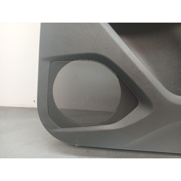 Recambio de guarnecido puerta trasera derecha para peugeot 5008 gt referencia OEM IAM 98269871dg  