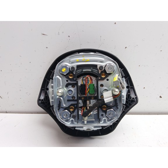 Recambio de airbag delantero izquierdo para bmw serie 1 berlina (e81/e87) 116d referencia OEM IAM 6779828  