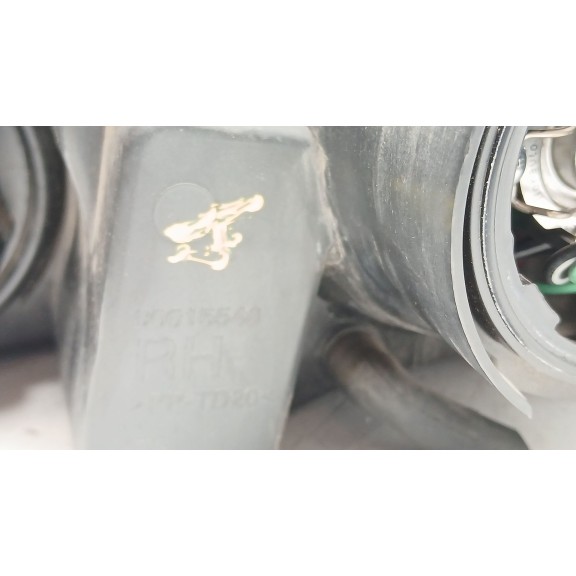 Recambio de faro derecho para chevrolet captiva (c100, c140) 2.0 d 4wd referencia OEM IAM 00015548  