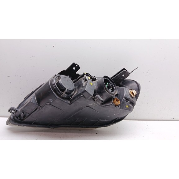 Recambio de faro derecho para chevrolet captiva (c100, c140) 2.0 d 4wd referencia OEM IAM 00015548  