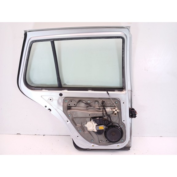 Recambio de puerta trasera derecha para volkswagen golf iv (1j1) 1.9 tdi referencia OEM IAM   