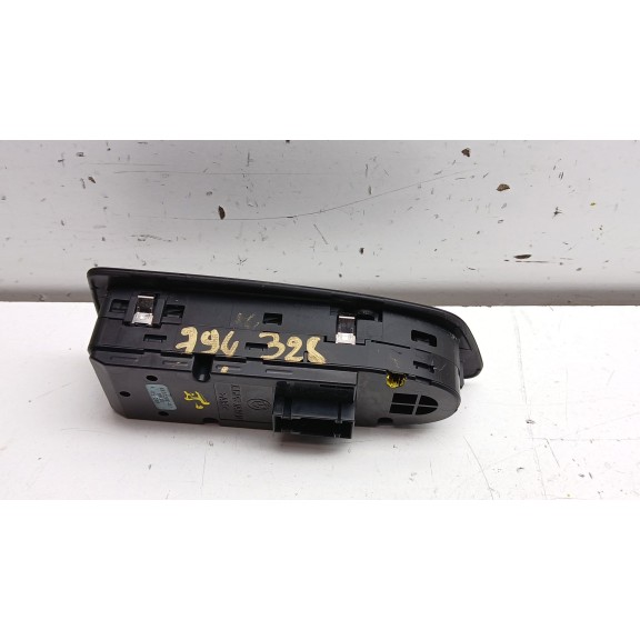 Recambio de mando elevalunas delantero izquierdo para bmw 1 (e87) 116 i referencia OEM IAM 697020601  