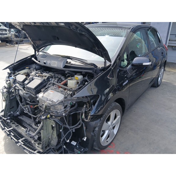 toyota auris (_e15_) del año 2011