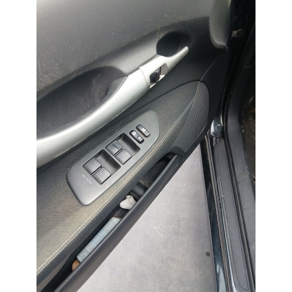 Recambio de mando elevalunas delantero izquierdo para toyota auris (_e15_) 1.8 hybrid (zwe150_) referencia OEM IAM   