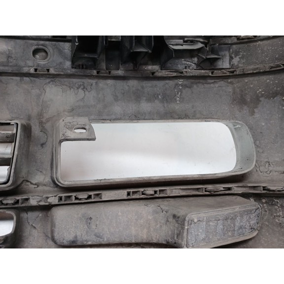 Recambio de paragolpes delantero para volkswagen golf iv (1j1) 1.9 tdi referencia OEM IAM 1j0807217c  